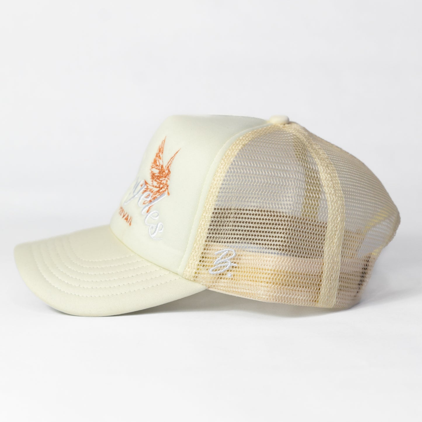 Classic "Los Angeles" Trucker - Off White